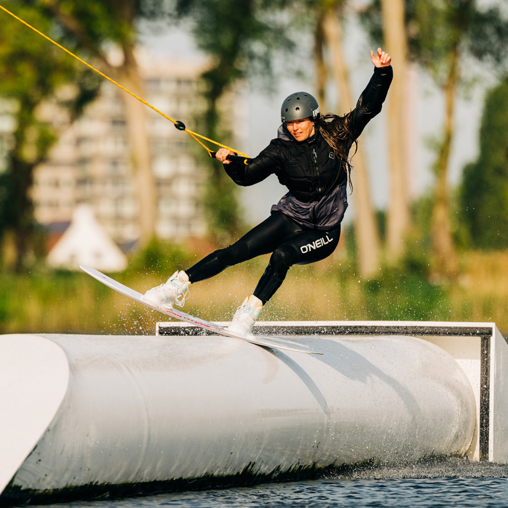 Liquid Force Vamp wakeboard 141 cm 3