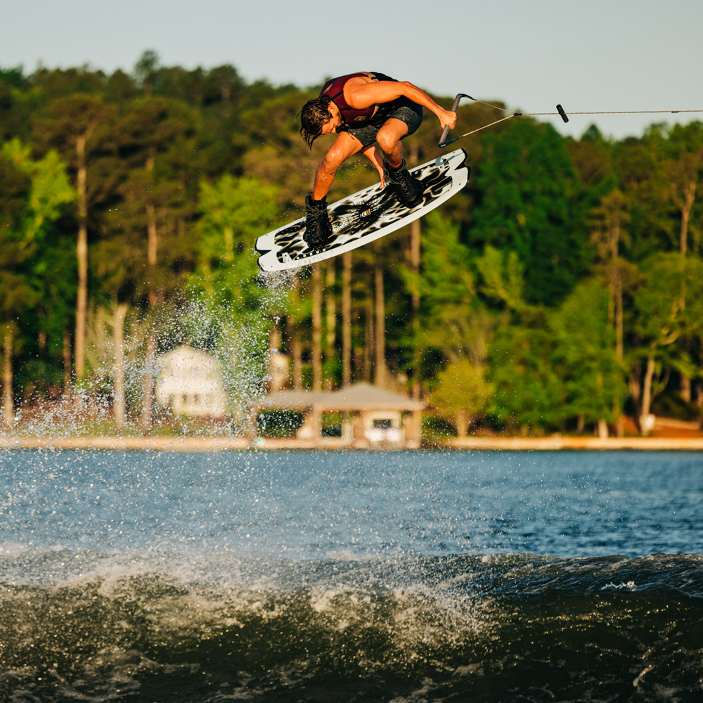 Liquid Force Remedy Aero wakeboard 134 cm 6