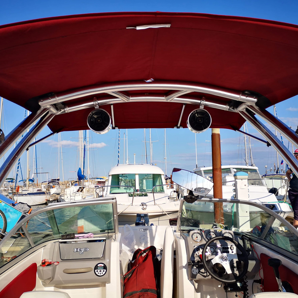 Monster MTK XL bimini rosso sopra il top 3
