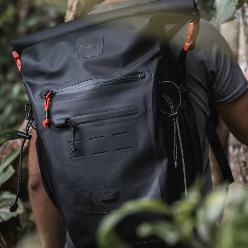 red paddle waterproof adventure backpack 30L zwart 9