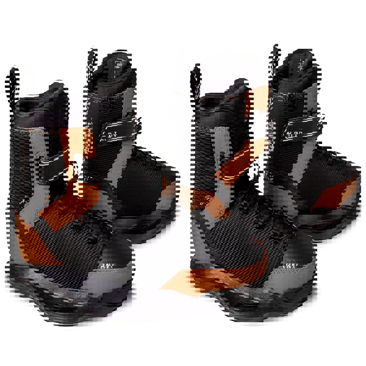 Ronix Diplomat wakeboardset 143 cm met Diplomat bindingen 18