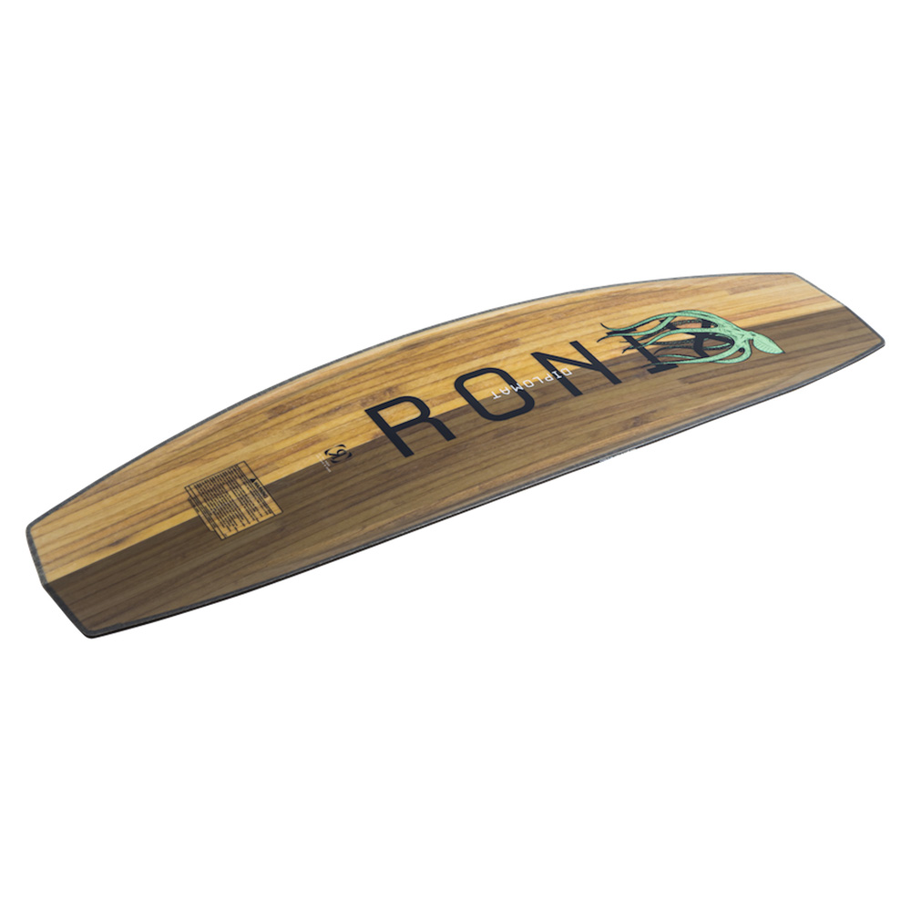 Ronix Diplomat wakeboard set 148 cm met Parks bindingen 4