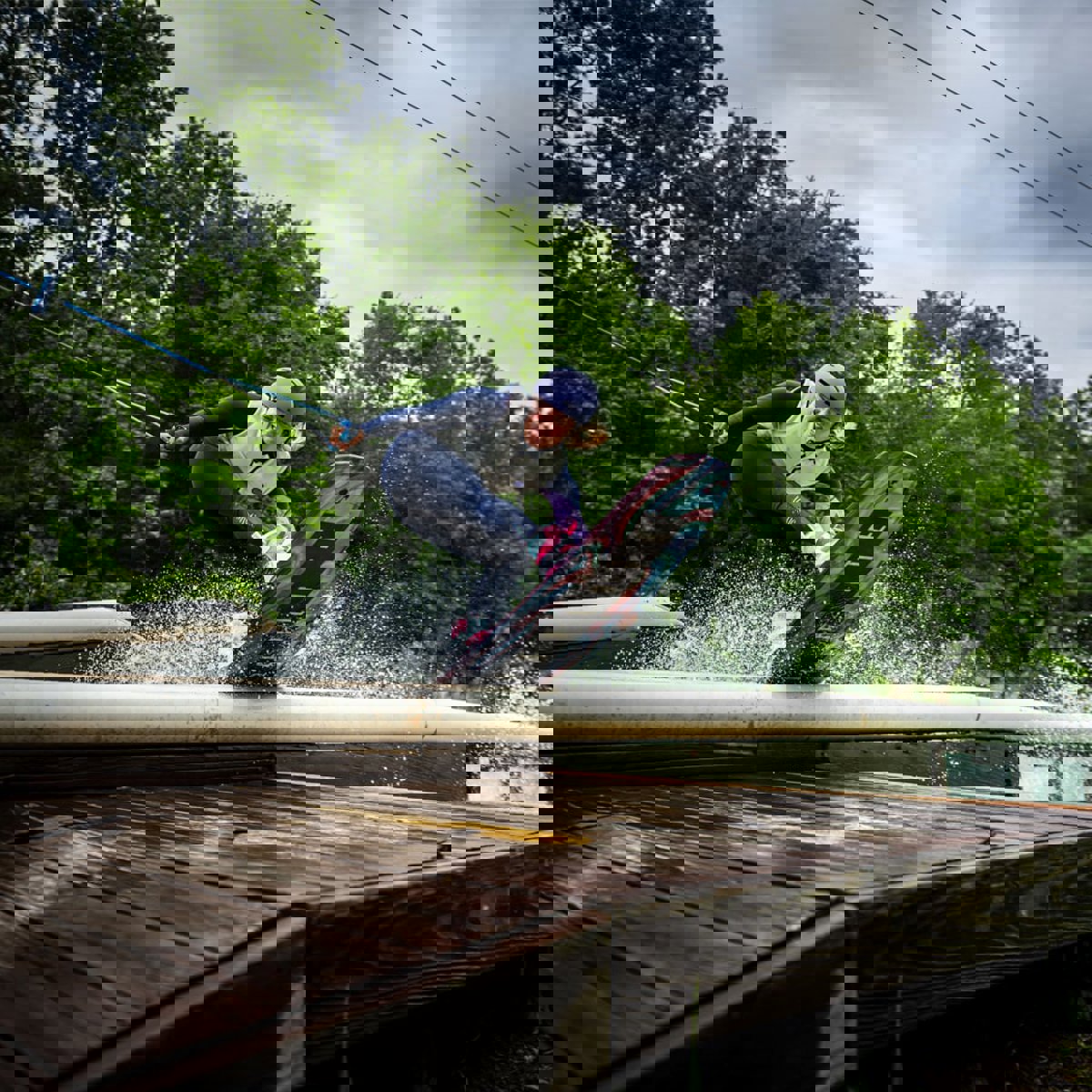 Hyperlite Aries wakeboard 142 cm met Zero2 bindingen 19