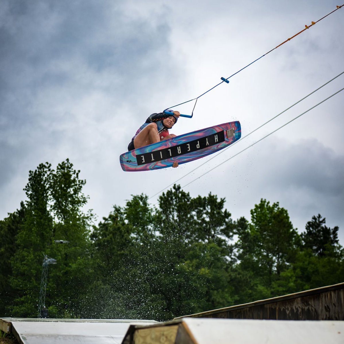 Hyperlite Aries wakeboard 146 cm met Zero2 bindingen 25