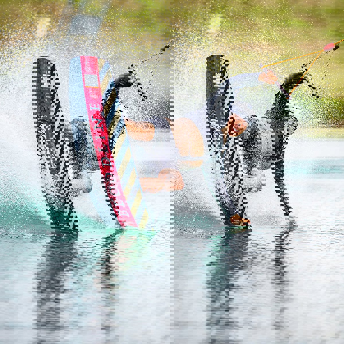 Hyperlite Bloodline wakeboard 151 cm met Zero2 bindingen 18