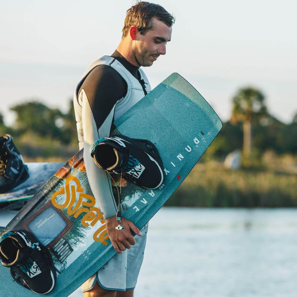 Ronix Supreme 137 cm wakeboard set met Supreme Boa bindingen 7