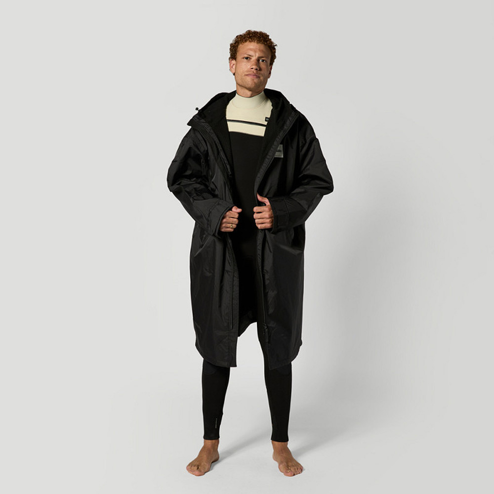 Mystic Explore poncho zwart 9