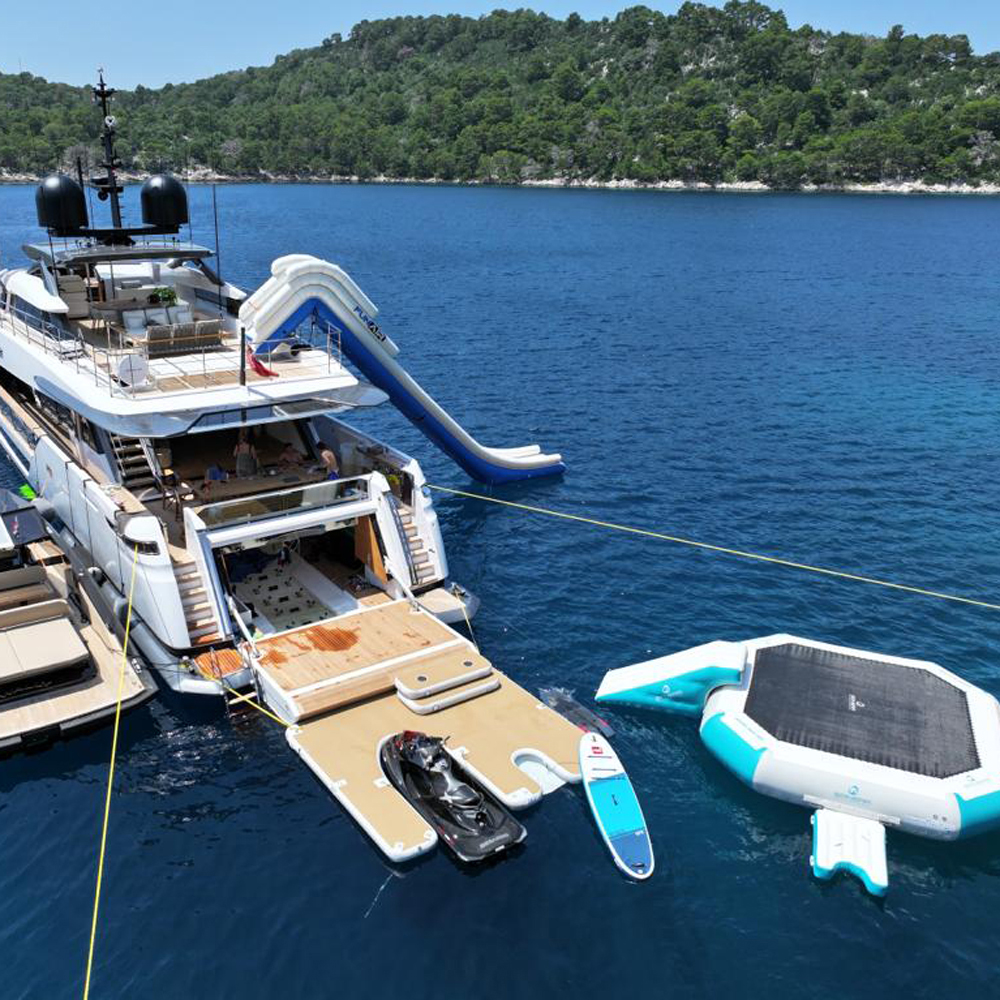 SeaRaft Airstep transom bumper medium teak deck grijs 6