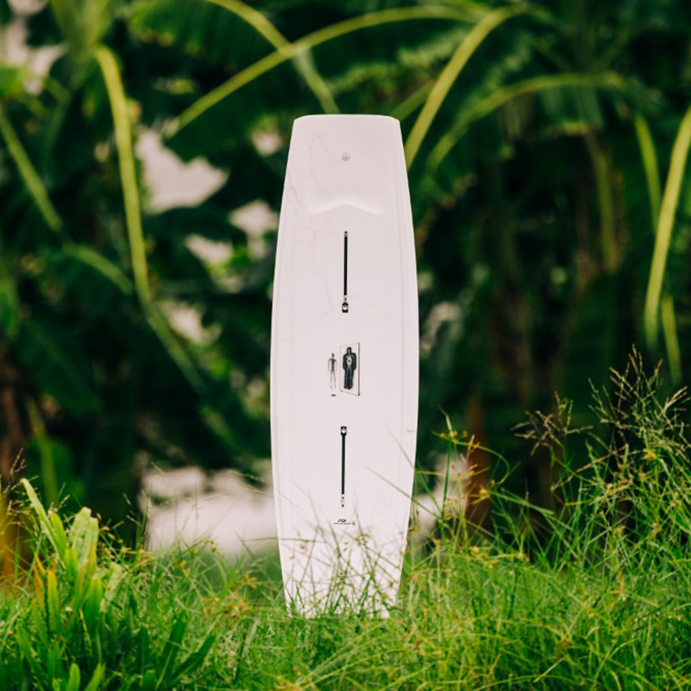 Liquid Force Grail wakeboardset 143 cm met Aero 6x bindingen 3