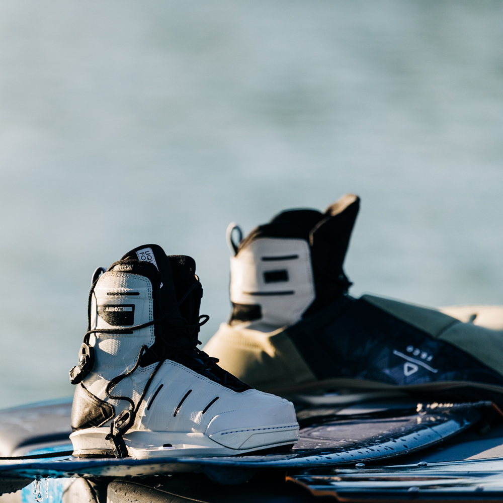 Liquid Force Aero 6X wakeboard bindingen wit 10