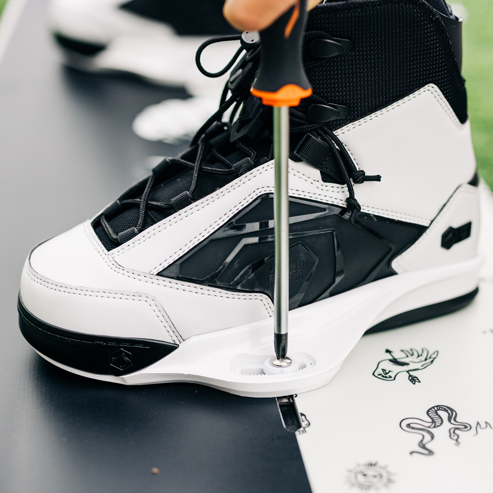 Liquid Force Terra 6x wakeboard bindingen 9