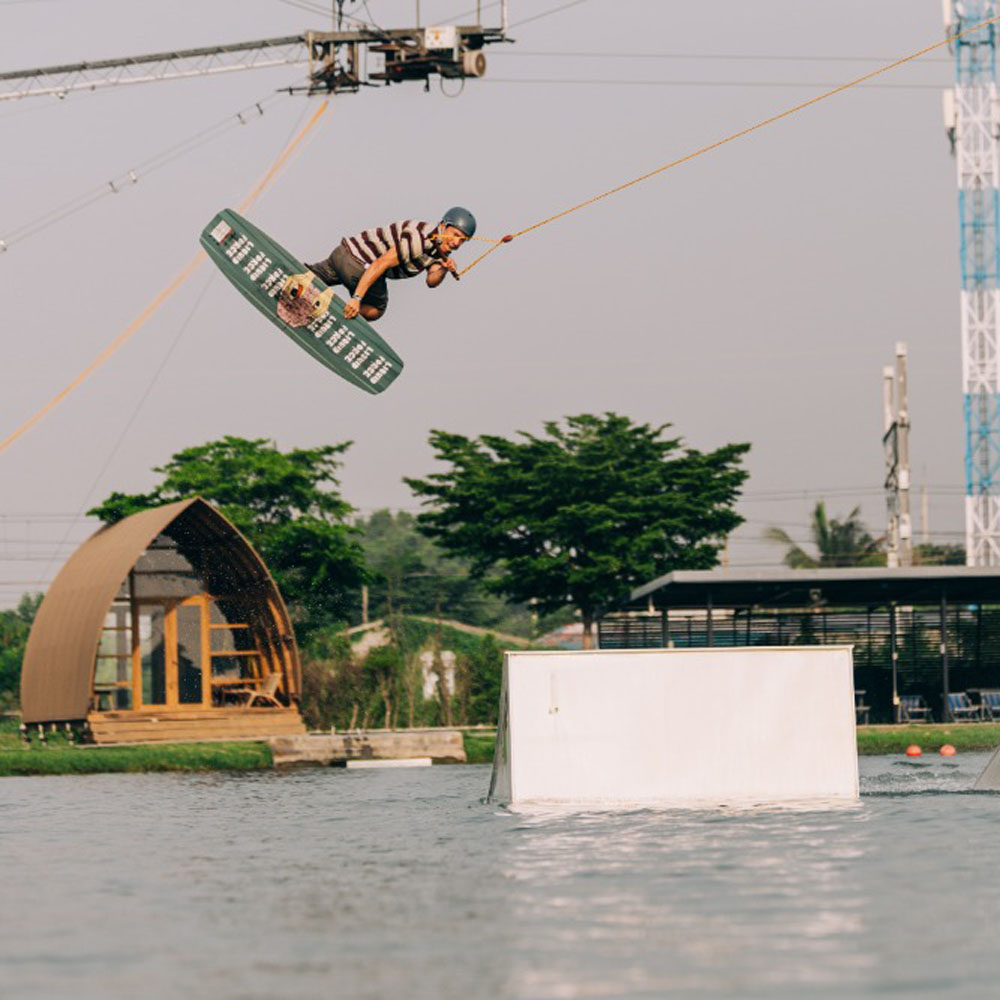 Liquid Force Peak wakeboard 151 cm 12