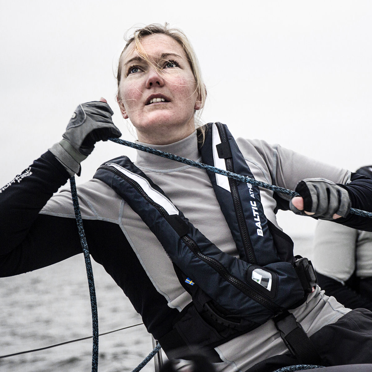 Baltic Athena 165N automatisch reddingsvest met harnas zwart/grijs 2